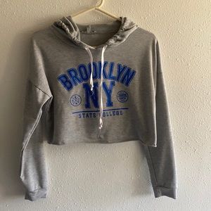 Hooded sweatshirt crop top